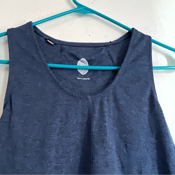 Club Ride Harper Tank Top - Womens - Navy Racerback Blue Tank size Small - Picture 3 of 14